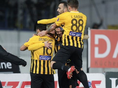 Άνοιξε το σκορ ο Λάρσον στο Περιστέρι (vid)