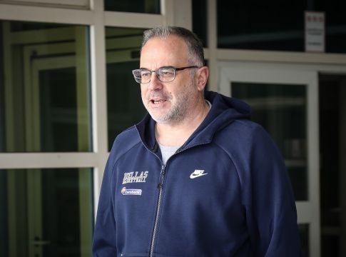 Σκουρτόπουλος : «Να αρχίσει σταδιακά μια ανανέωση στην Εθνική Ομάδα» (vid)