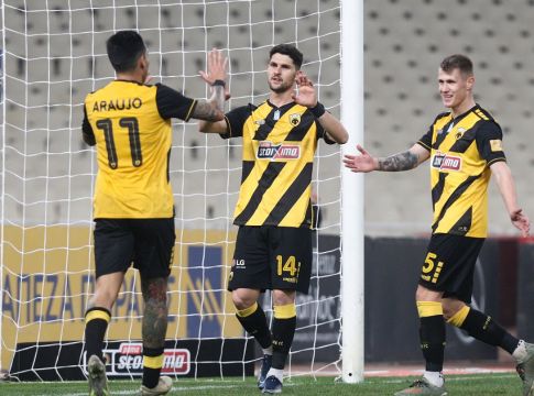 Εύκολη πρόκριση για την ΑΕΚ, 4-0 τον Παναιτωλικό
