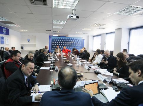 Ολυμπιακός: Ξένοι διαιτητές σε όλα τα ματς και στο VAR