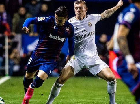 Ήττα και πτώση από την κορυφή για την Ρεάλ (vid)