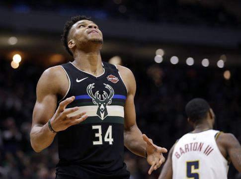 Πρόβλημα με τον Αντετοκούνμπο για τους Μπακς ενόψει Σανς