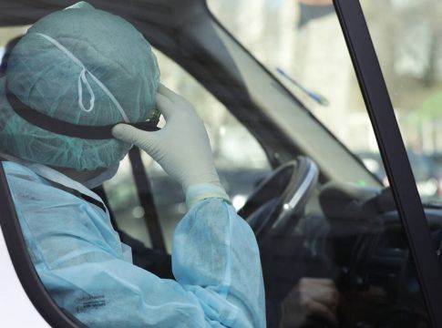 Κοροναϊός: Σε καραντίνα πρόεδρος χώρας μετά από ταξίδι στην Κίνα – Ποιος είναι