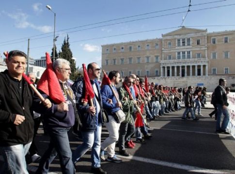 Εικοσιτετράωρη απεργία στις 18 Φεβρουαρίου αποφάσισε το Εργατικό Κέντρο Αθήνας