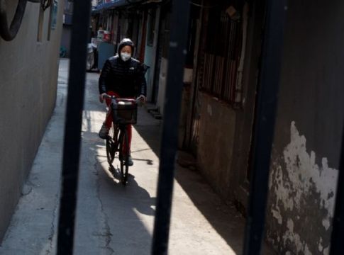 Κοροναϊός: Συναγερμός στην Αυστρία – Νεκρή τουρίστρια από την Ιταλία