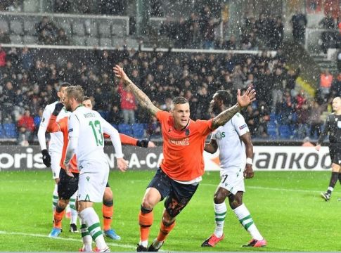 Μπασακσεχίρ- Σπόρτινγκ Λισαβόνας (4-1 παρ.)