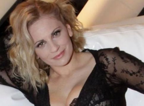 Η Θεοφανία Παπαθωμά δημοσίευσε το πρώτο της εξώφυλλο πριν από 21 χρόνια