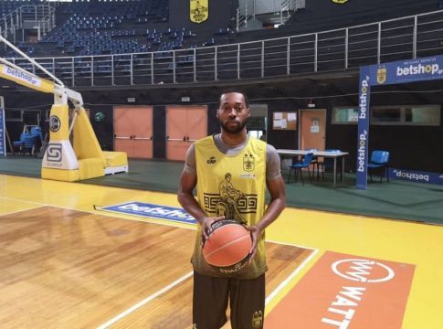 Άρης: Ξεκαθαρίζει με Μπράουν