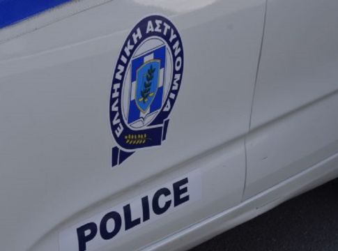 Θεσσαλονίκη : Μολότοφ σε ίντερνετ-καφέ στο Κορδελιό