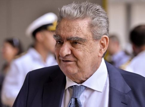 ΔΕΙΤΕ ΤΩΡΑ ΤΟ ΒΙΝΤΕΟ! Καταδρομική επίθεση! Συναγερμός στην ασφάλεια του Βαρδή Βαρδινογιάννη!