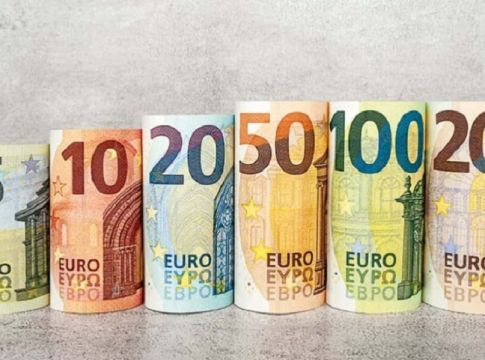 Επίδομα γέννας : Η αίτηση και τα κριτήρια