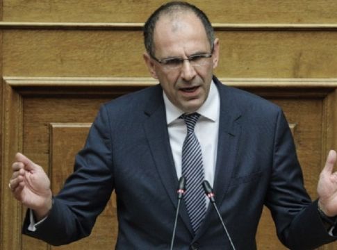 Τη Δευτέρα στη FIFA ο Γεραπετρίτης