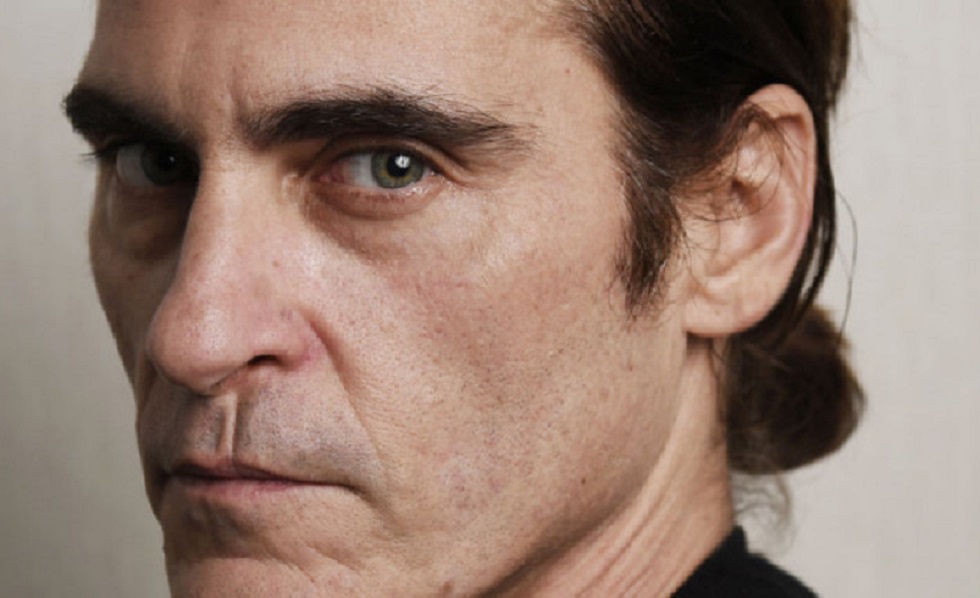 Joaquin Phoenix: Πώς απέκτησε τελικά το σημάδι στο άνω χείλος -Το σχόλιο που έβαλε «φωτιά» στα social media