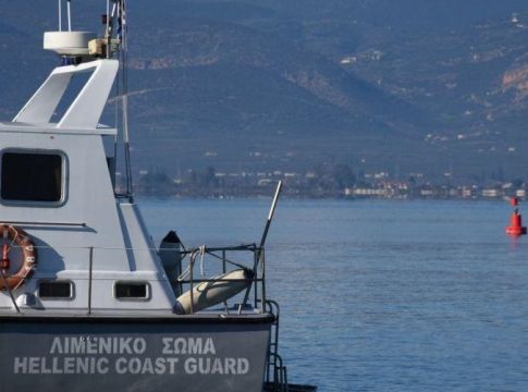 Πρόκληση: Τουρκική παρενόχληση σε διάσωση προσφύγων στο Καστελόριζο