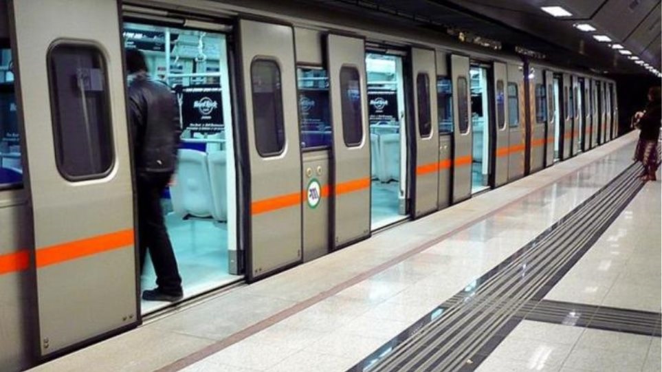 Κορωνοϊός: Έκτακτα μέτρα σε μετρό, ηλεκτρικό και λεωφορεία