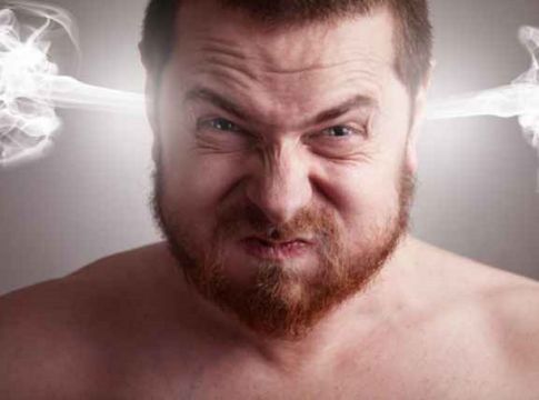 Όταν τα ζώδια… βγαίνουν από τα ρούχα τους