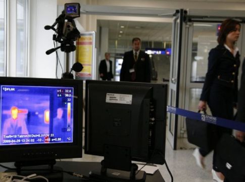 Με ύποπτα συμπτώματα επέστρεψαν μαθητές από το Λονδίνο