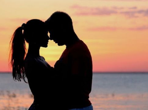 Πόσο συχνά… πέφτει στο κρεβάτι κάθε ζώδιο