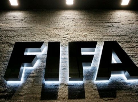 Στην άκρη παρακαλώ γιατί πέφτω από τα… σύννεφα!