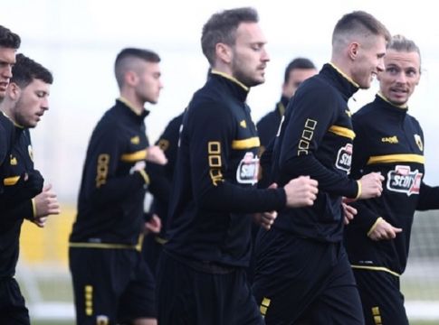 ΑΕΚ: Με τις γνωστές απουσίες η προπόνηση