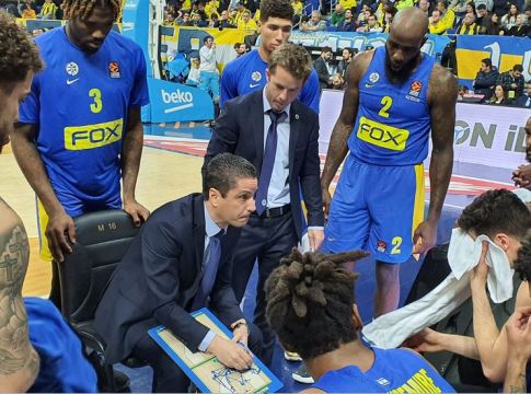 Το play του Σφαιρόπουλου που χάρισε τη νίκη στην Μακάμπι (vid)