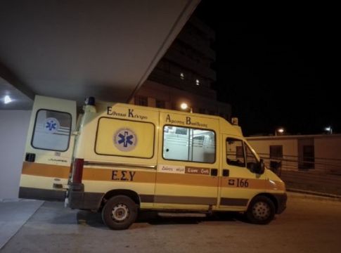 Λουτράκι : Χαροπαλεύει 23χρονη που παρασύρθηκε από ΙΧ – Την εγκατέλειψε ο ασυνείδητος οδηγός