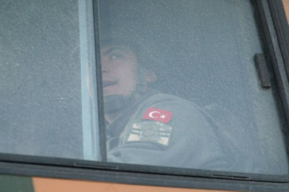 Η Τουρκία αποσύρει τις δυνάμεις της από τα σύνορα του Έβρου για να πάνε στη Συρία