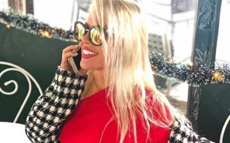 Αισθησιακή η Ασημίνα Ιγγλέζου: Ανέβηκε στον Όλυμπο και πόζαρε ολόγυμνη