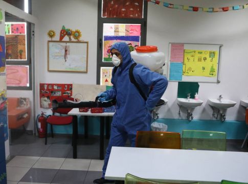 Κορωνοϊός: «Σκληρός μήνας» ο Απρίλιος λέει ο ΕΟΔΥ – Κλιμάκωση της επιδημίας στην Ελλάδα