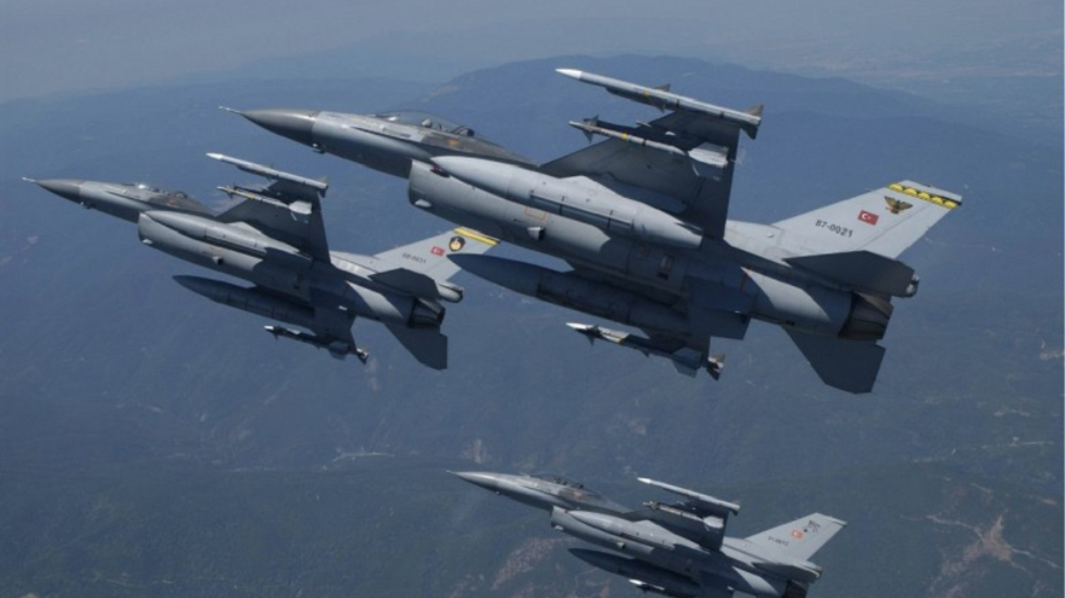 Προκλήσεις και στο Αιγαίο από την Τουρκία – Νέες υπερπτήσεις τουρκικών F-16