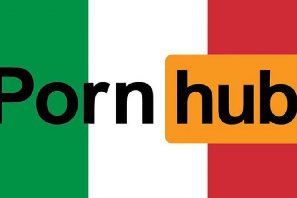 Το PornHub έδωσε ένα μήνα δωρεάν συνδρομή σε όλους στην Ιταλία για να έχουν ένα λόγο παραπάνω να μείνουν σπίτια τους