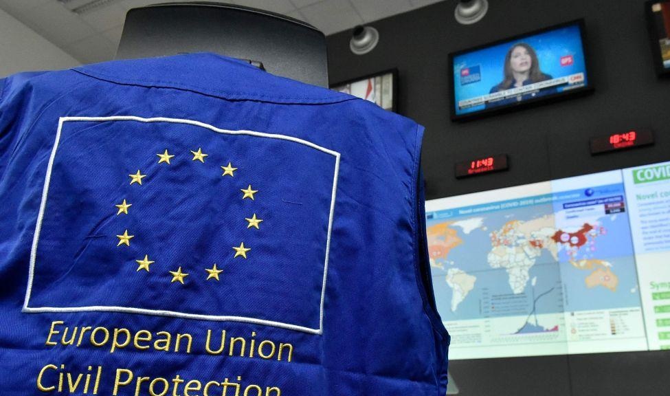 Κλείσιμο των συνόρων της ΕΕ για 30 ημέρες εισηγείται η πρόεδρος της Κομισιόν