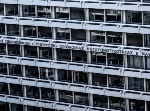 Κορονοϊός: Ποιοι είναι οι νέοι κλάδοι που θα λάβουν στήριξη – Οι 90 νέοι ΚΑΔ