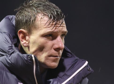 Ο Επστάιν αρχίζει καριέρα προπονητή