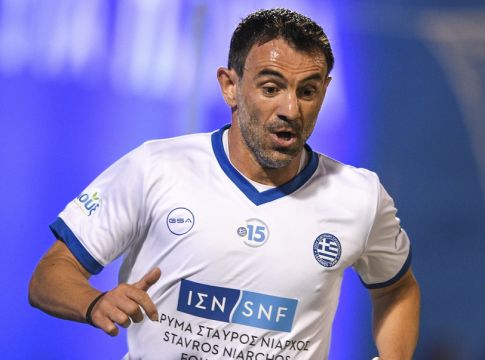 Ο Καραγκούνης προκαλεί για «toilet paper challenge» τους διεθνείς του 2004 (vid)