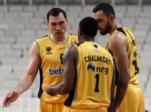 LIVE: ΑΕΚ – Βόννη