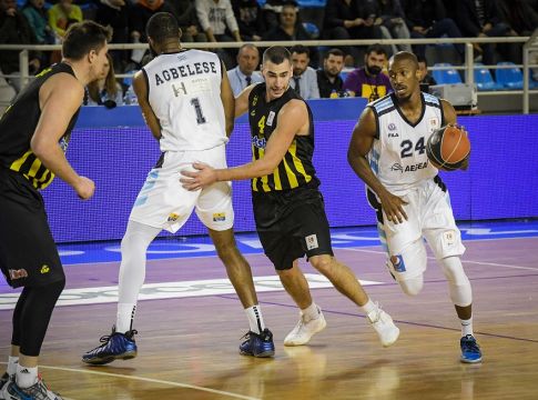 Basket League: Ρεκόρ περιόδου οι 38 πόντοι του Κολοσσού