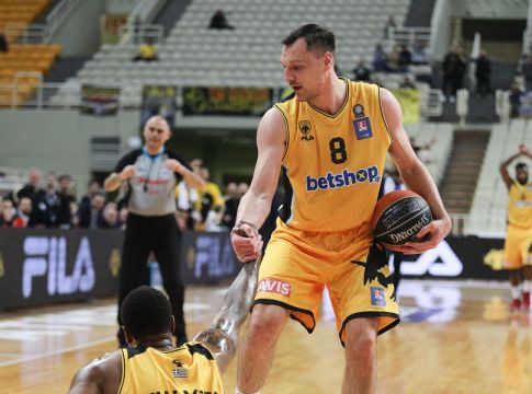 Στο top-20 των ξένων ριμπάουντερ της ΑΕΚ ο Ματσιούλις