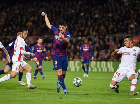 Η La Liga θυμήθηκε την απίθανη γκολάρα του Σουάρες με τη Μαγιόρκα (vid)