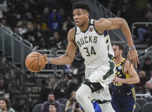 Βέρα Αντετοκούνμπο: Η αφοπλιστική απάντηση της στον οπαδό που έβρισε τα παιδιά της (pic)