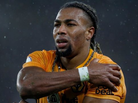 Γουλβς: Δεν μπαίνει στο χειρουργείο ο Τραορέ