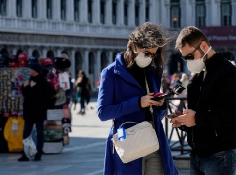 Κοροναϊός : Εξαπλώνεται στον πλανήτη – Καλπάζει στην Ιταλία