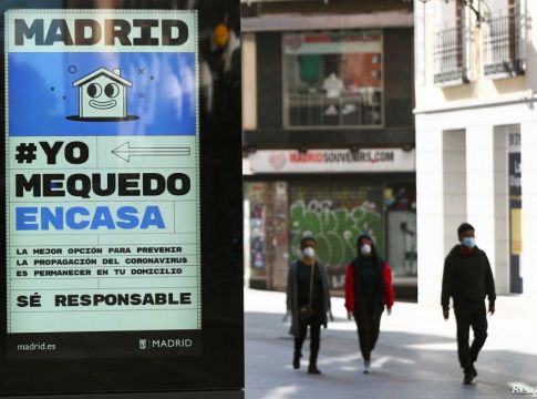 Κορωνοϊός: Ξεφεύγει η κατάσταση και στην Ισπανία – 324 νέα θύματα σε μία ημέρα