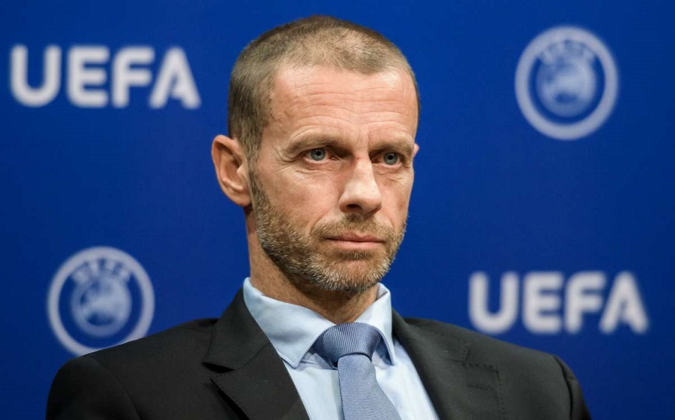 Ετοιμάζει αλλαγή στη γραμμή του οφσάιντ η UEFA