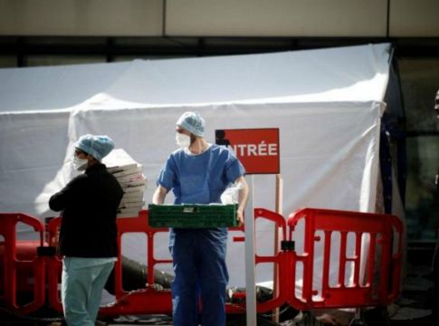 Κορωνοϊός – Γαλλία: Παρατείνεται η καραντίνα για άλλες δύο εβδομάδες
