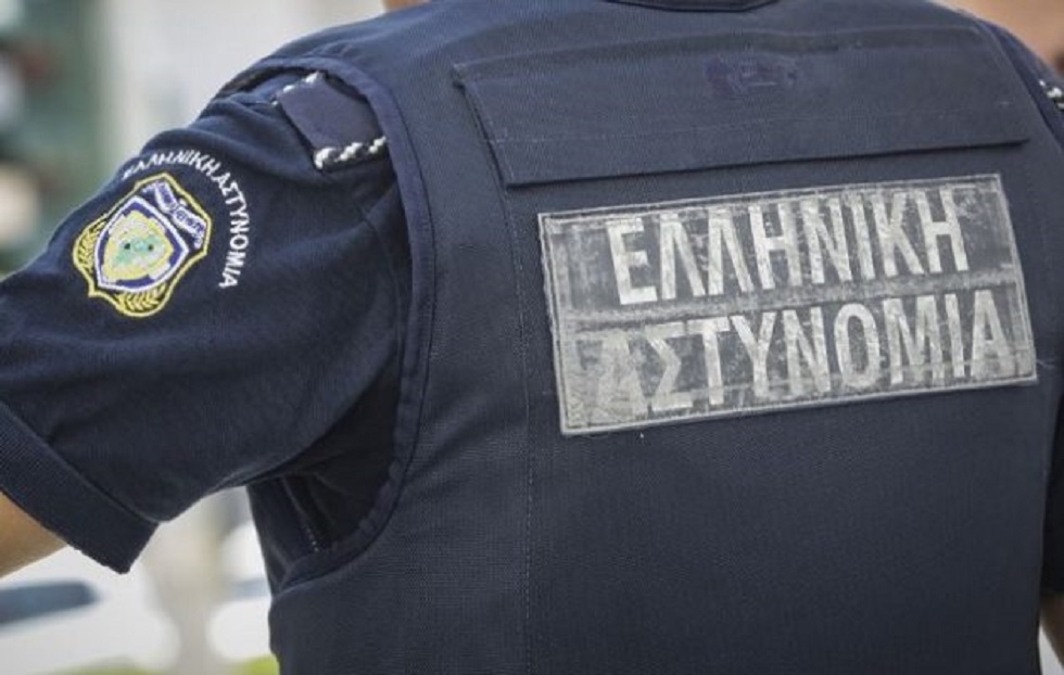 Ο Έλληνας «Εσκομπάρ» είναι αστυνομικός: Συνελήφθη την ώρα που έδινε κοκαΐνη