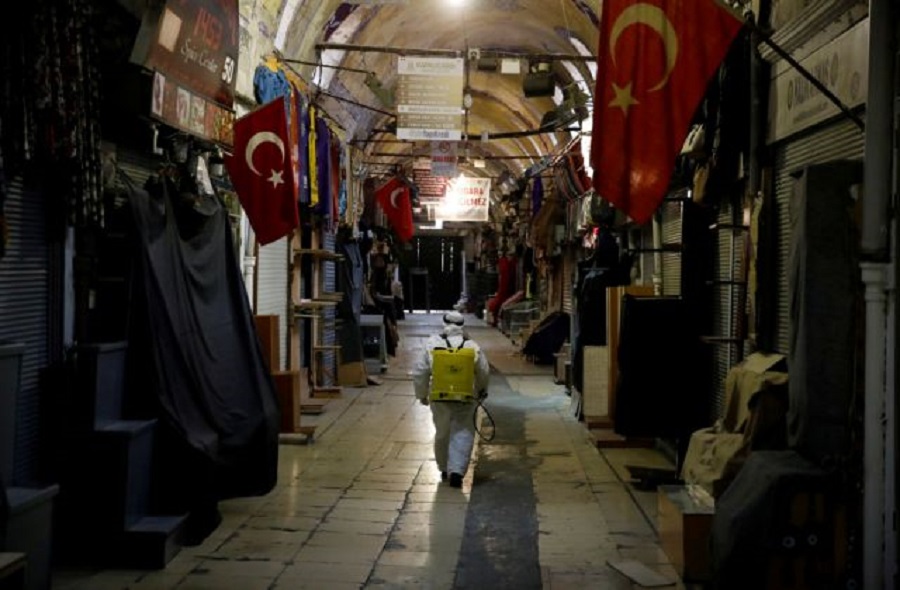 Ραγδαία εξάπλωση του κορωνοϊού στην Τουρκία: 92 οι νεκροί – Πάνω από 5.600 τα κρούσματα