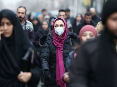 Χάος στο Ιράν λόγω κορωνοϊού: 237 οι νεκροί και 7.161 τα κρούσματα – 70.000 κρατούμενοι αφέθηκαν ελεύθεροι