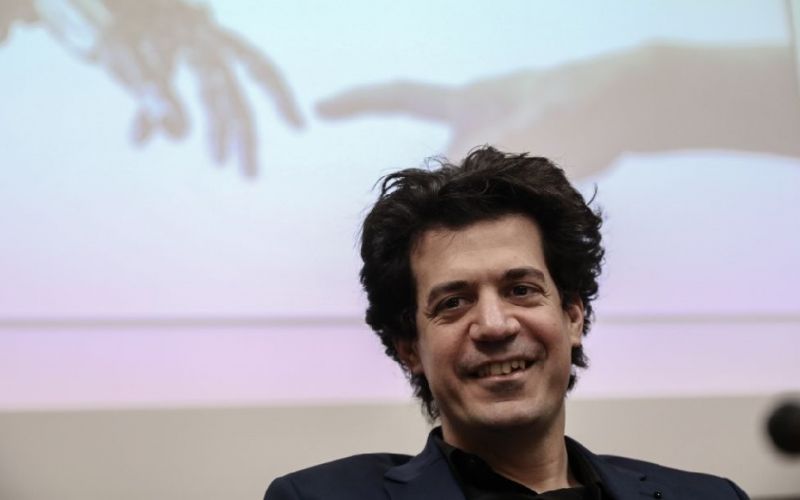Δασκαλάκης: «Θεωρία της ανοησίας της αγέλης» η εναλλακτική δράση για τον κορωνοϊό