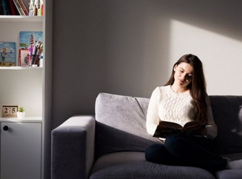 Κορωνοϊός: 15 συμβουλές ψυχικής υγείας για τον κατ’ οίκον περιορισμό